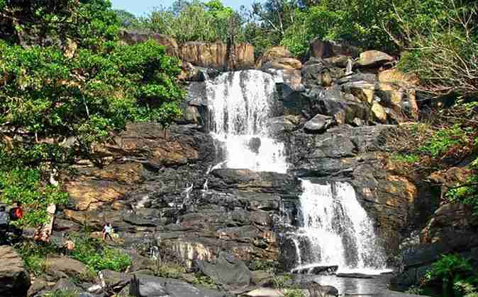 MOLANGI FALLS